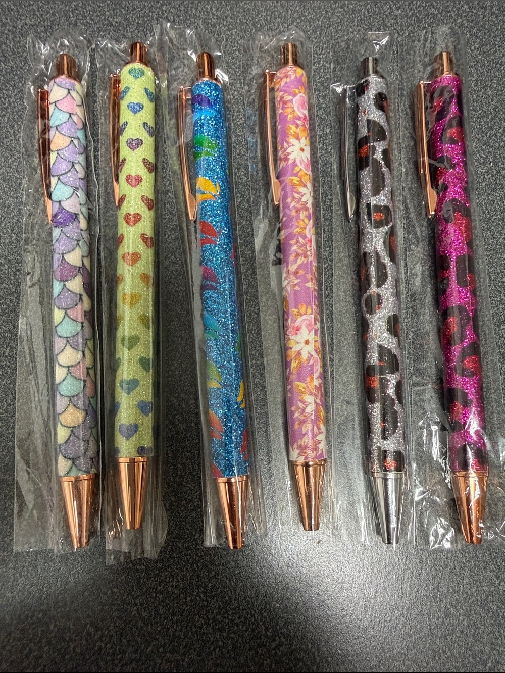 Glitter Pattern Ballpoint Pens - Assorted Fun Designs - set of 6 *NEW